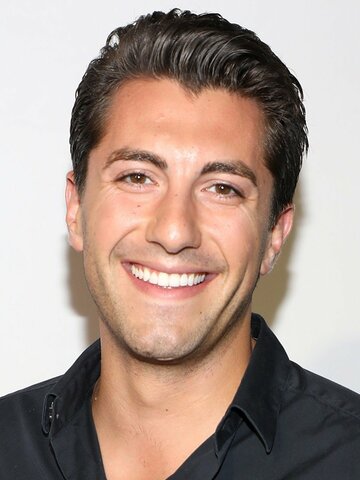 Jason Tartick Headshot