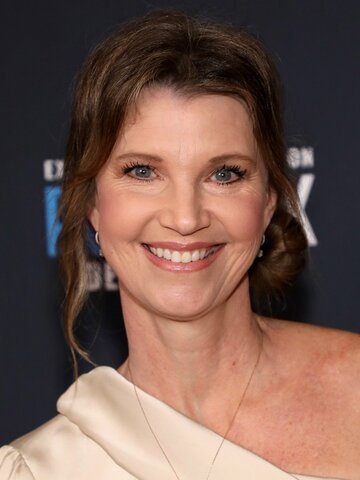 Missy Robertson Headshot