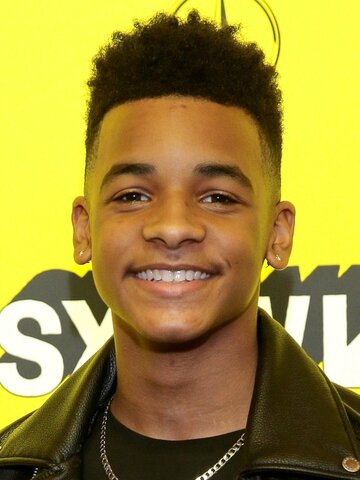Nathaniel Logan McIntyre Headshot