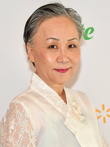 MeeWha Alana Lee Headshot