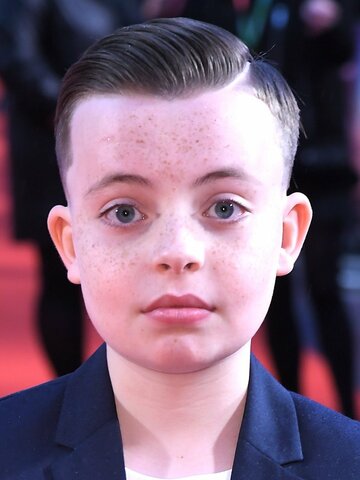 Lewin Lloyd Headshot