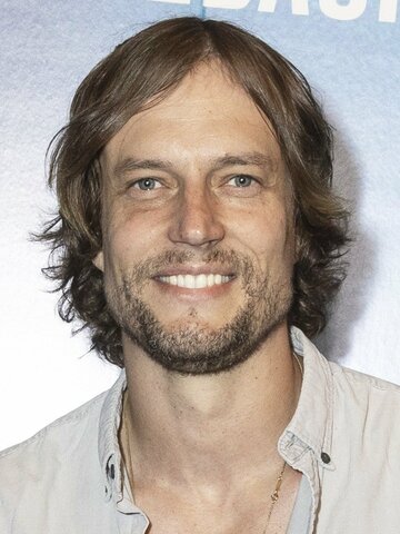 David Genat Headshot