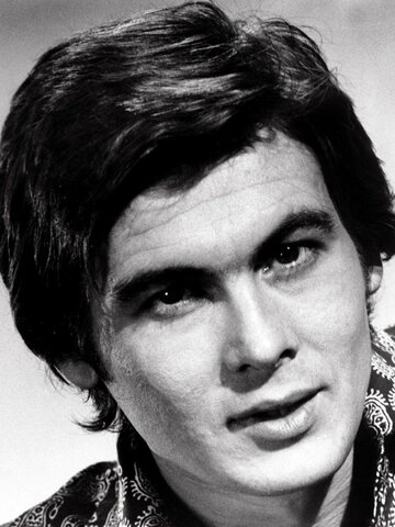 Christopher Jones Headshot