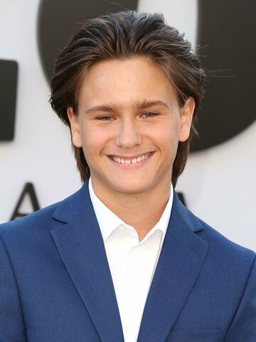 Etienne Kellici Headshot