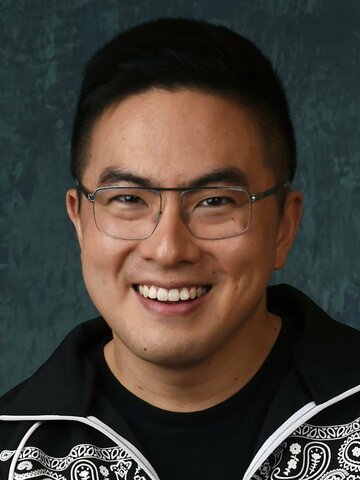 Bowen Yang Headshot
