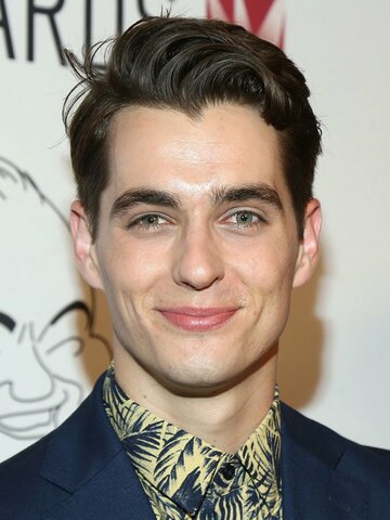 Kyle Selig Headshot