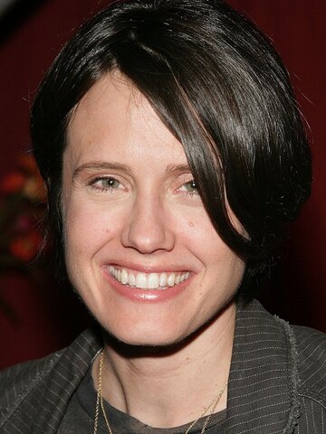 Leanna Creel Headshot
