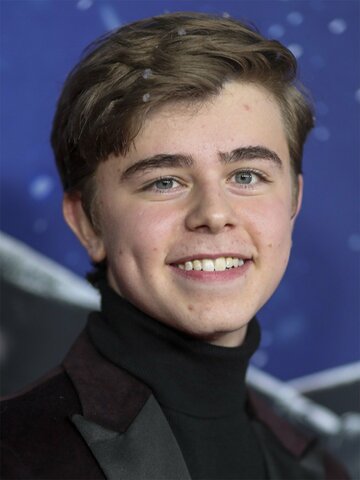 Alexander Elliot Headshot