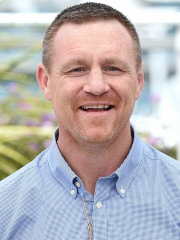 Billy Moore Headshot