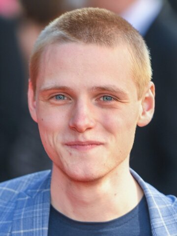 Lewis Gribben Headshot