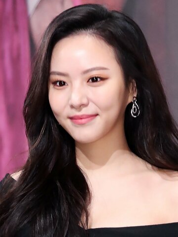 Lee Yul-eum Headshot