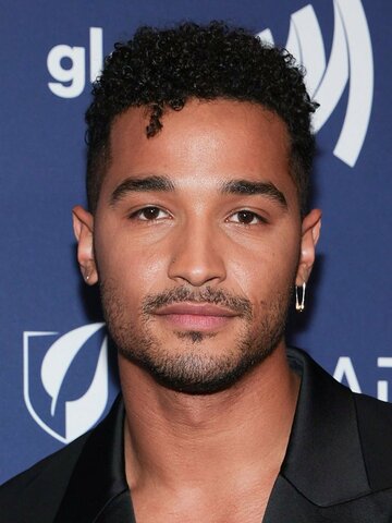 Devin Way Headshot