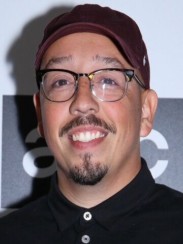Shea Serrano Headshot