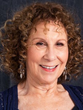 Rhea Perlman Headshot