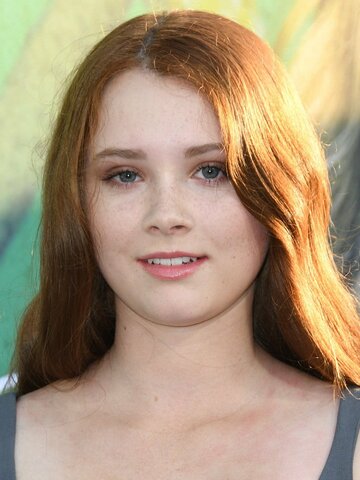 Violet Brinson Headshot