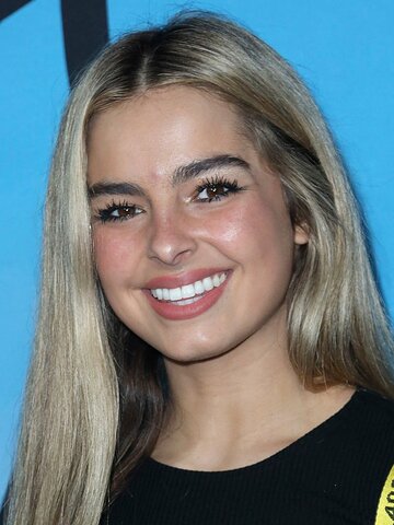 Addison Rae Headshot