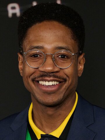 Chris Sandiford Headshot