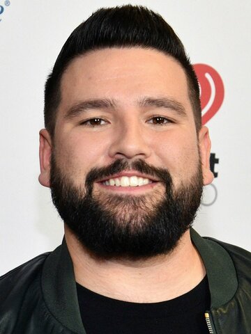 Shay Mooney Headshot