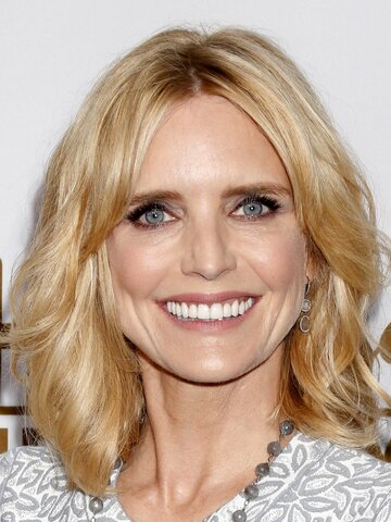 Courtney Thorne-Smith Headshot