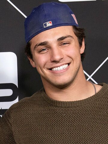 Tanner Zagarino Headshot