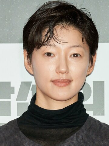 Lee El Headshot