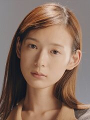 Moeka Hoshi
