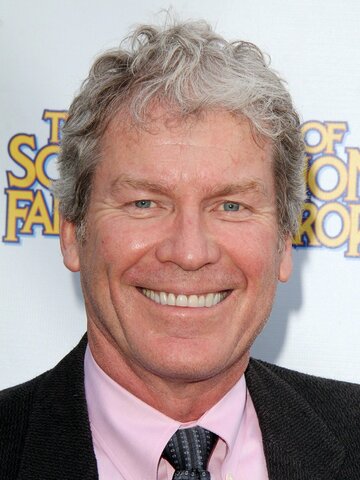 Daniel Hugh Kelly Headshot
