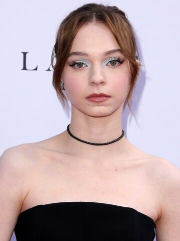 Emma Myers Headshot
