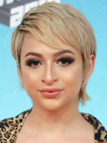 Josie Totah Headshot