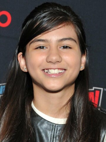 Madison Taylor Baez Headshot