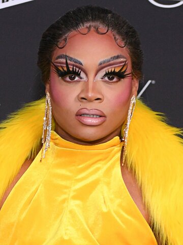 Heidi N Closet Headshot