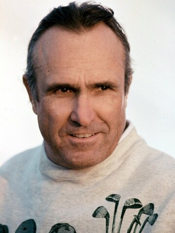 Ron Shelton Headshot