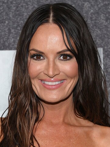 Lisa Barlow Headshot