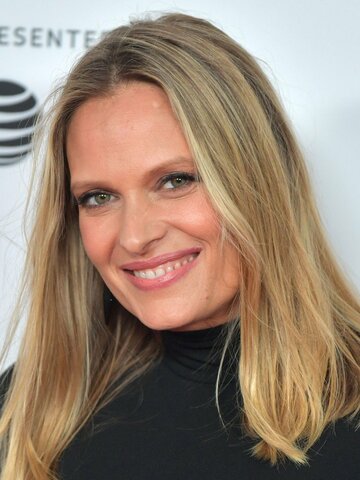 Vinessa Shaw Headshot