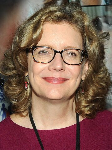Kristine Sutherland Headshot