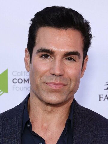 Jordi Vilasuso Headshot