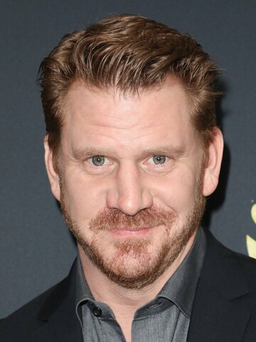 Dash Mihok Headshot