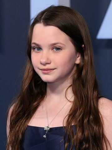 Caoilinn Springall Headshot