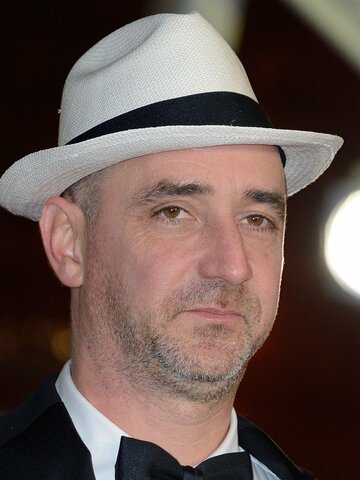 Sean Gullette Headshot