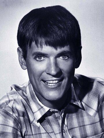 Will Hutchins Headshot