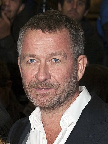 Sean Pertwee Headshot