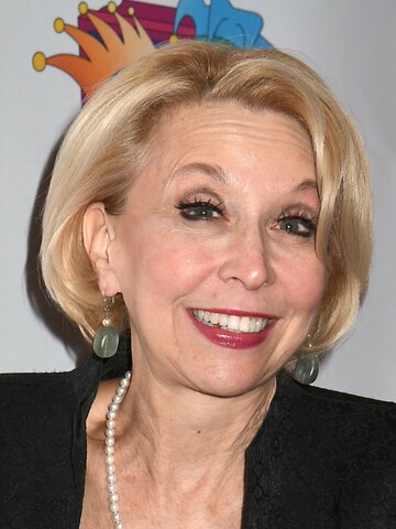 Julie Halston Headshot