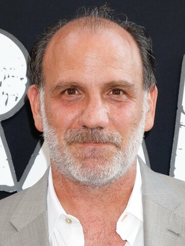 Nick Sandow Headshot