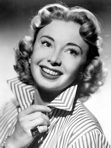 Audrey Meadows Headshot