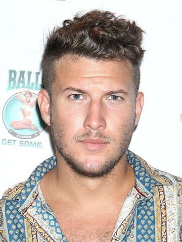 Devin Walker Headshot