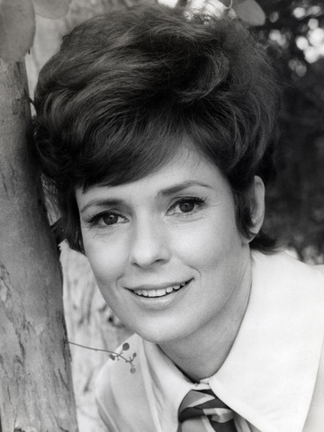 Joan Hotchkis Headshot