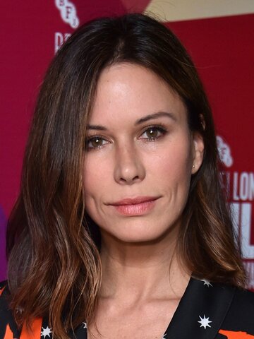 Rhona Mitra Headshot