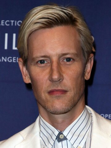 Gabriel Mann Headshot