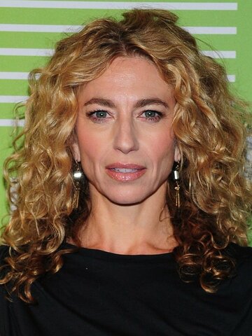 Claudia Black Headshot