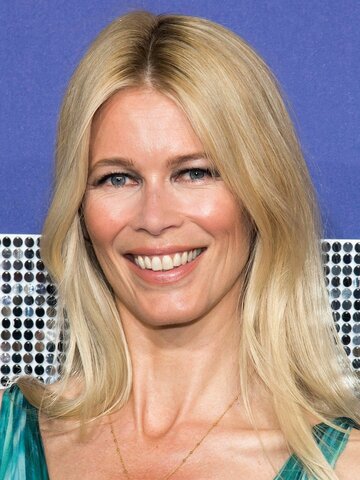 Claudia Schiffer Headshot